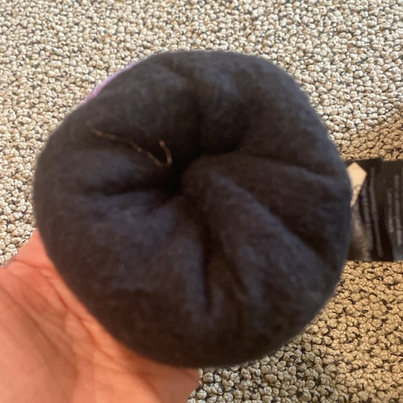 NWOT Champion Girls 4-7 Purple Waterproof Adjustable Mittens - Picture 5 of 6